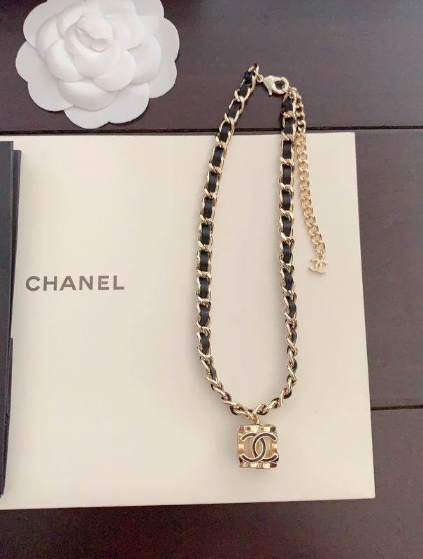 Chanel Necklaces 89